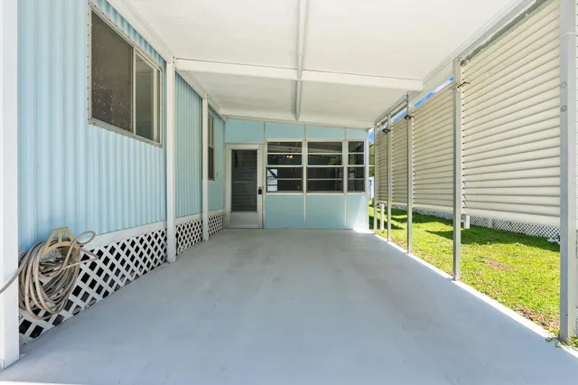 a view of an chairs with an outdoor space
