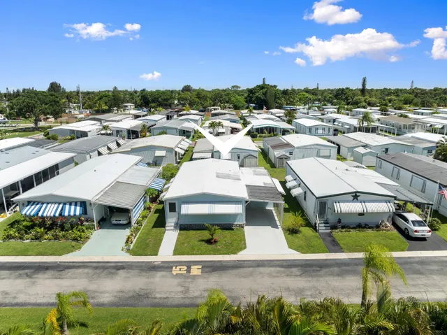 a picture of city view