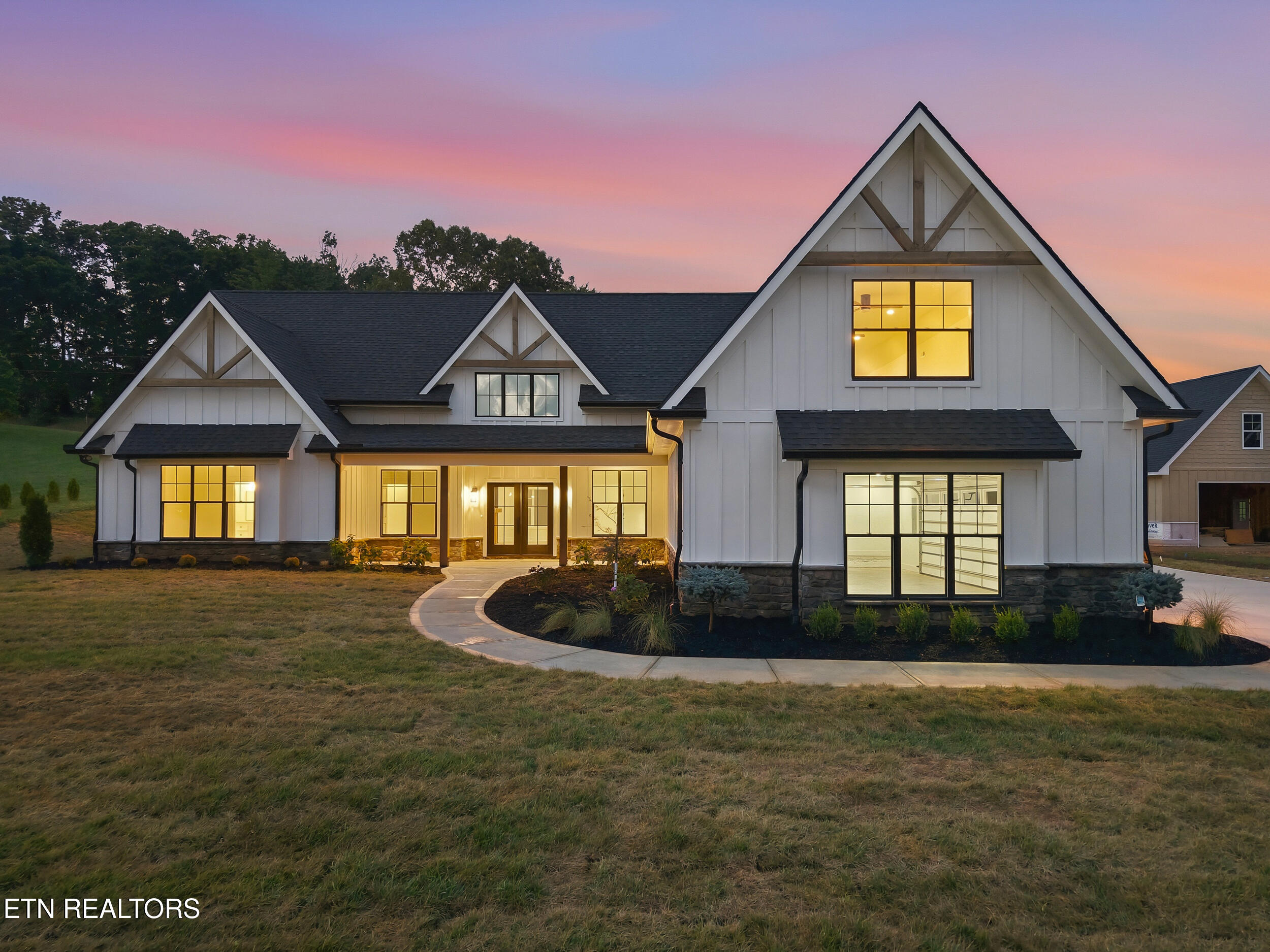 175 Morganton Cove Greenback, TN 37742 - Photo 5 of 49 175_morganton_cv_0010