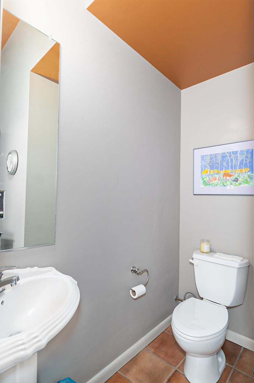 1301 Market Street, Unit 210 Chattanooga, TN 37402 - Photo 19 of 39 Bathroom2