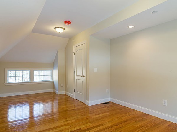 100 Ogunquit Road North Andover, MA 01845 - Photo 24 of 29 Gallery Image 24