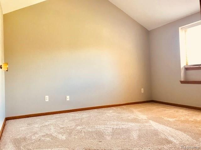 2565 South Commerce Road Walled Lake, MI 48390 - Photo 13 of 20 IMG_7455.jpg