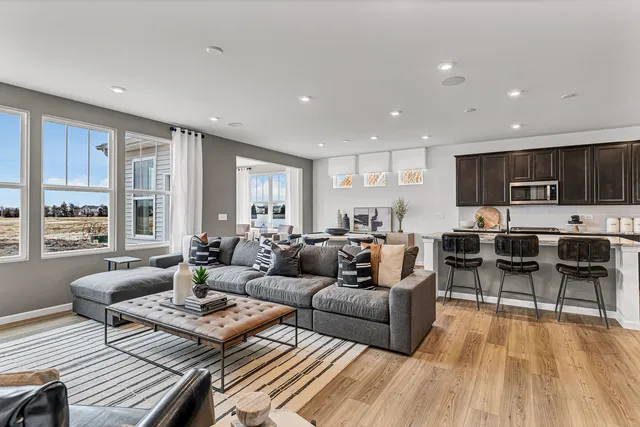 $650,000 | 24708 West Owen Court, Plainfield, IL 60585