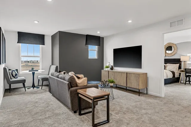 $650,000 | 24708 West Owen Court, Plainfield, IL 60585