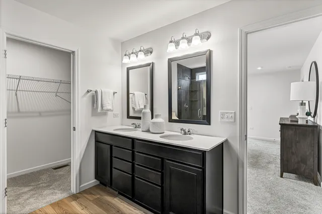 $650,000 | 24708 West Owen Court, Plainfield, IL 60585