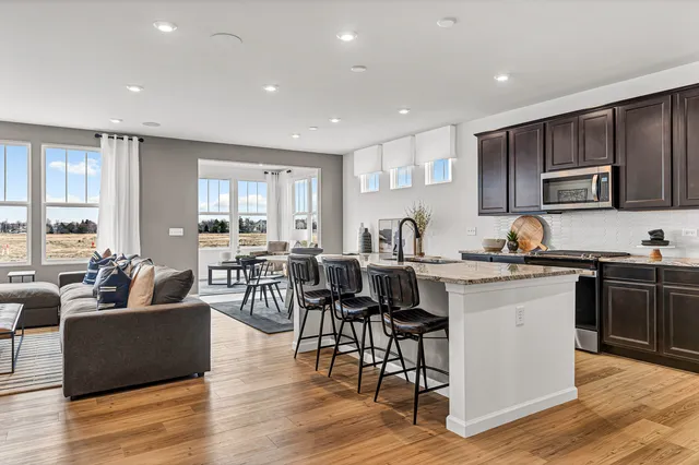 $650,000 | 24708 West Owen Court, Plainfield, IL 60585