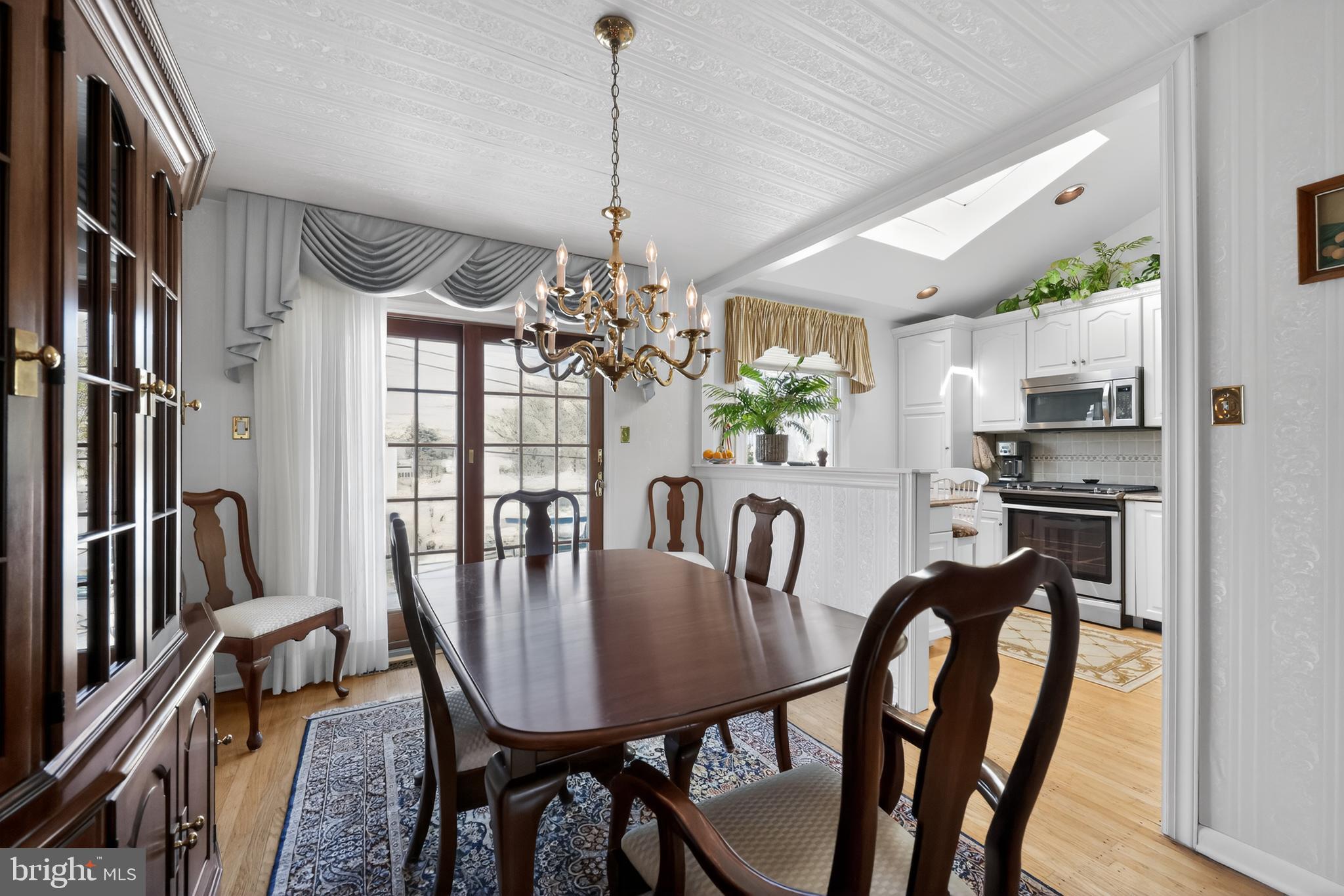 878 Morefield Road Philadelphia, PA 19115 - Photo 11 of 31