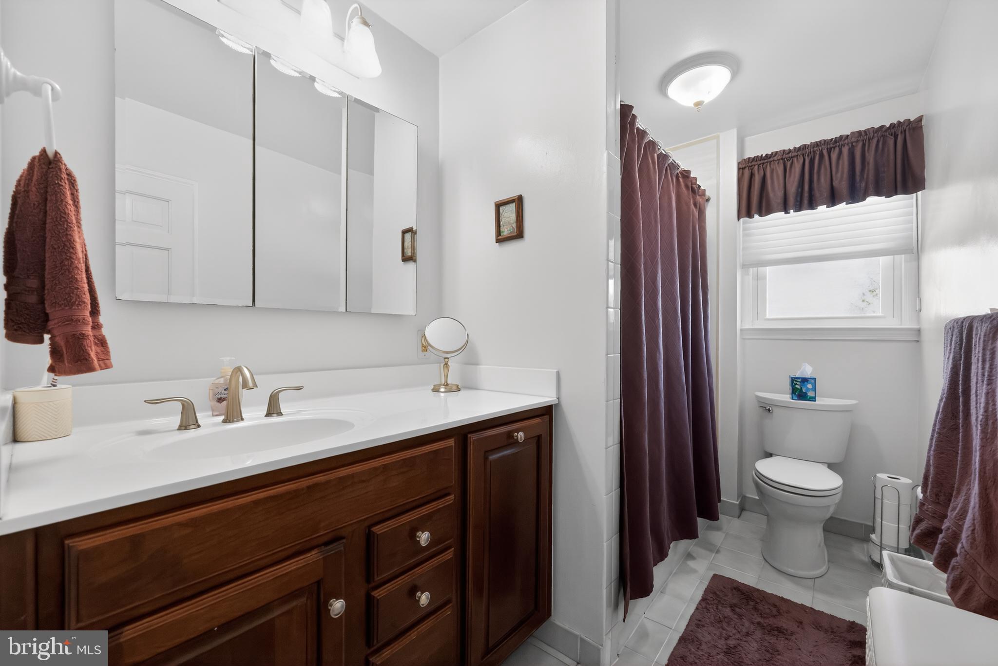878 Morefield Road Philadelphia, PA 19115 - Photo 20 of 31
