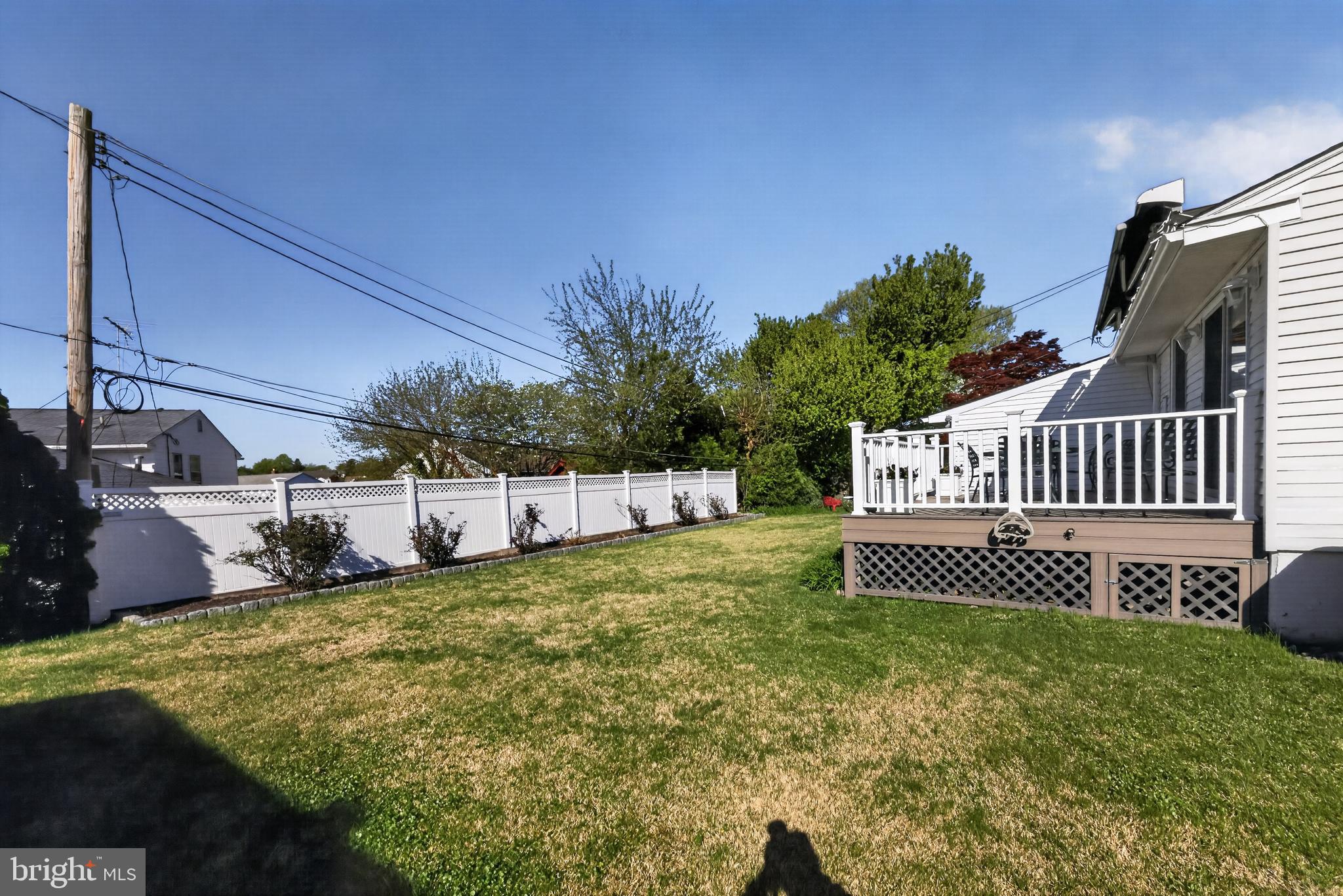 878 Morefield Road Philadelphia, PA 19115 - Photo 30 of 31