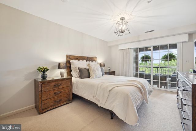 $399,000 | 214 Ridgepoint Place, Unit 21424, Gaithersburg, MD 20878