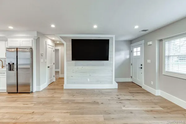 $5,400 | 2327 Volante Place, Westbury, NY 11590