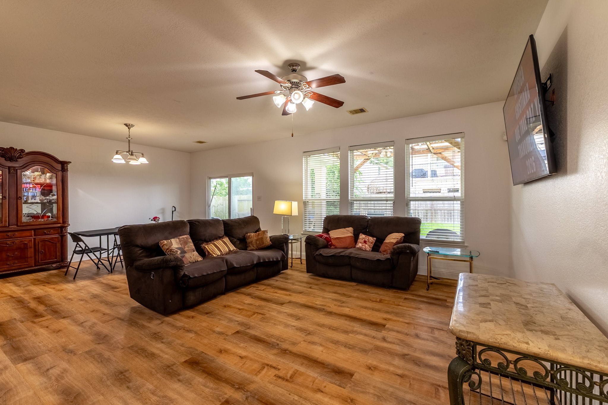 18226 West Ridge Bend Lane Cypress, TX 77433 - Photo 6 of 34 Living Room