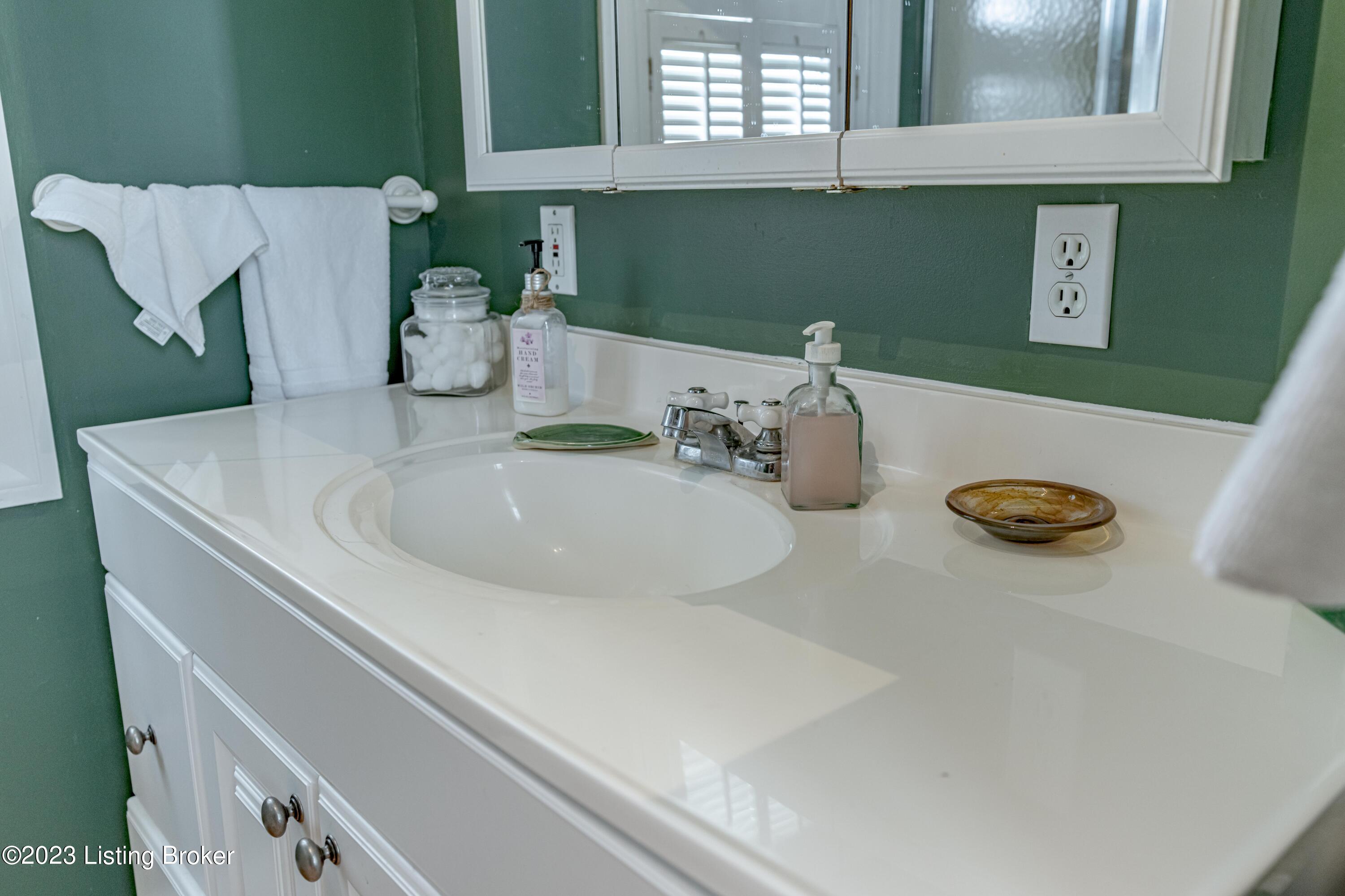 855 Drennon Road New Castle, KY 40050 - Photo 100 of 117 House36