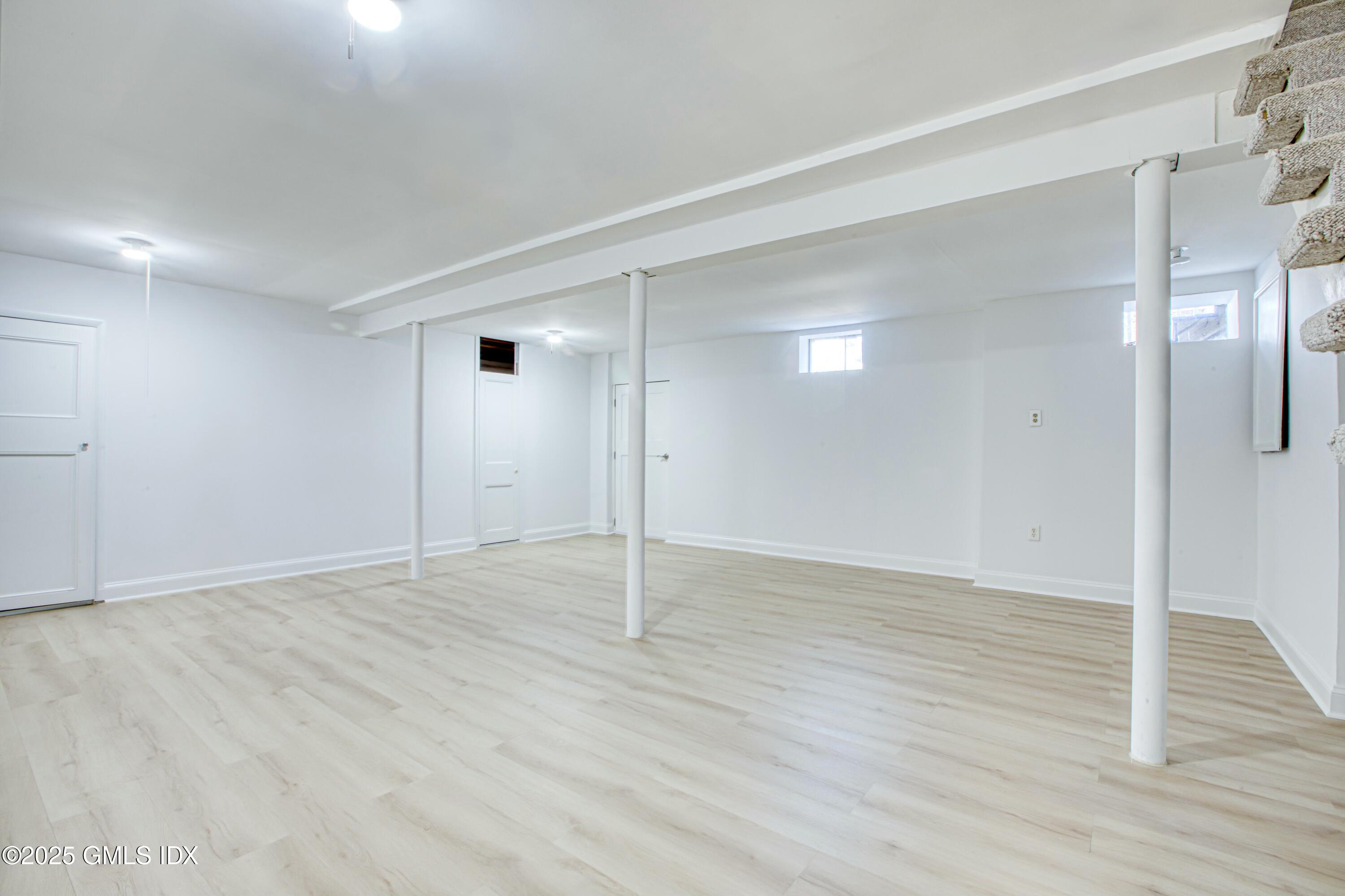 9 Apache Place Riverside, CT 06878 - Photo 21 of 23 a view of an empty room