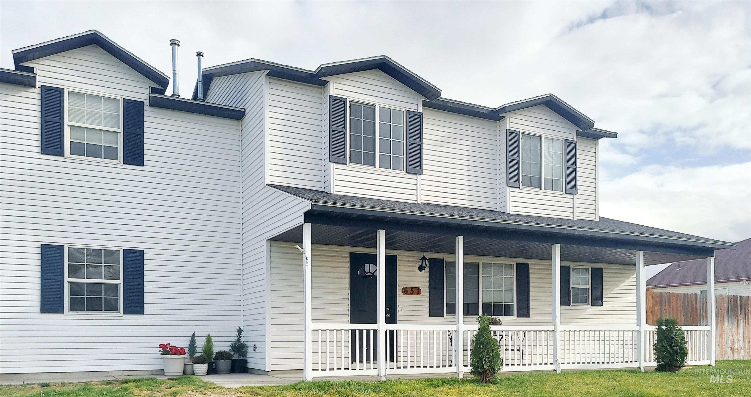 651 Harrison Street Twin Falls, ID 83301 - Photo 1 of 23