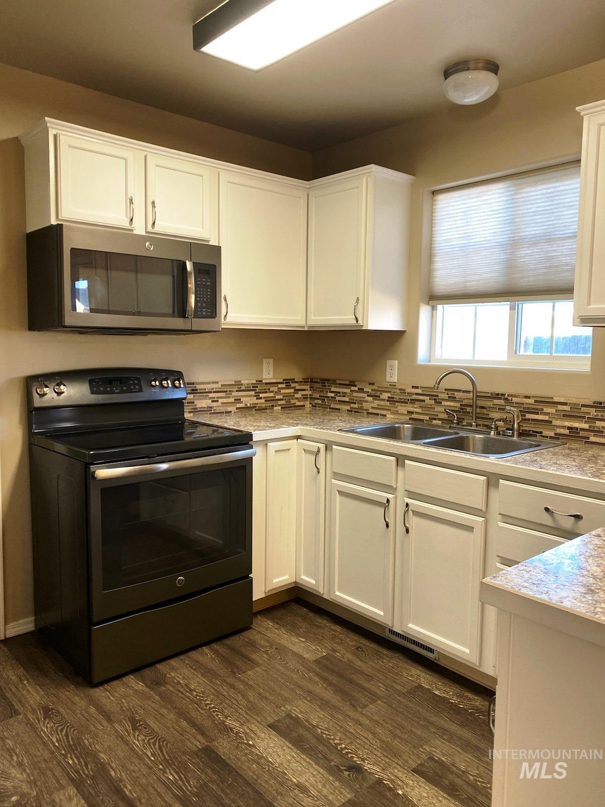 651 Harrison Street Twin Falls, ID 83301 - Photo 4 of 23