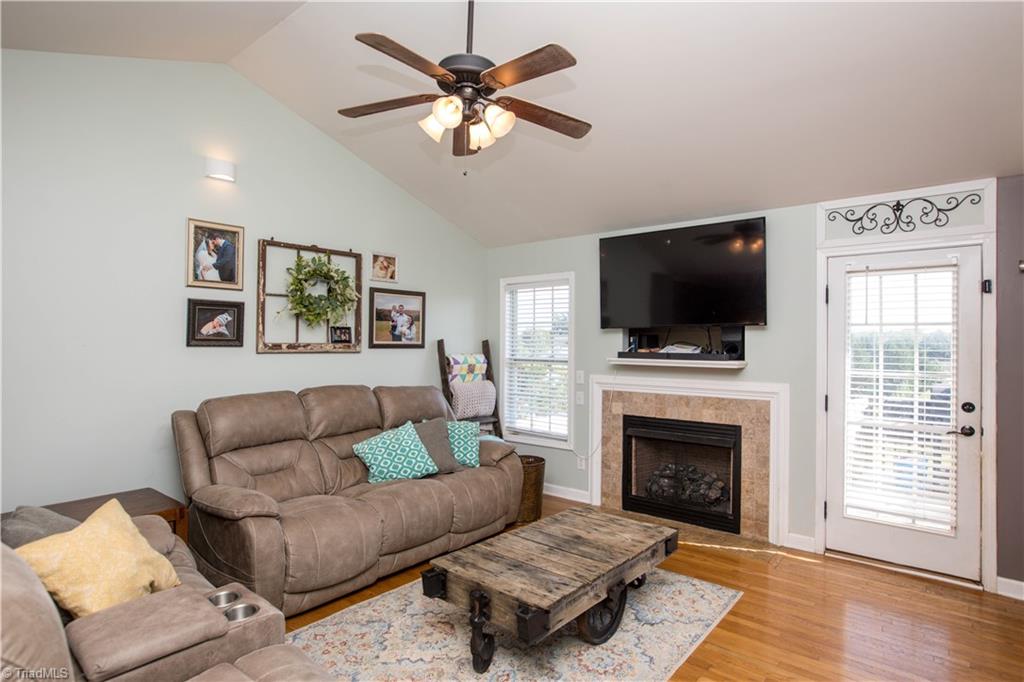 536 Spainhour Road King, NC 27021 - Photo 3 of 21 Gallery Image 3