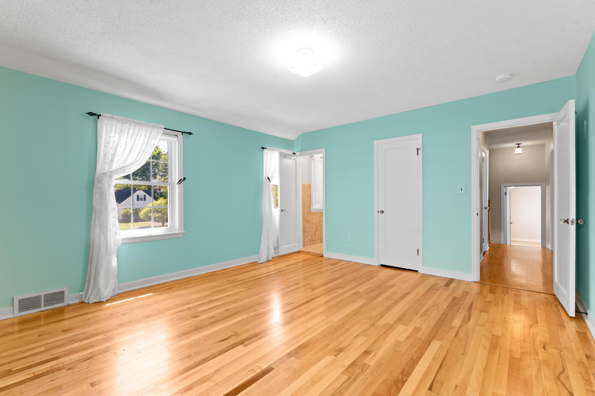 827 10 1/2 Street Southwest Rochester, MN 55902 - Photo 19 of 45