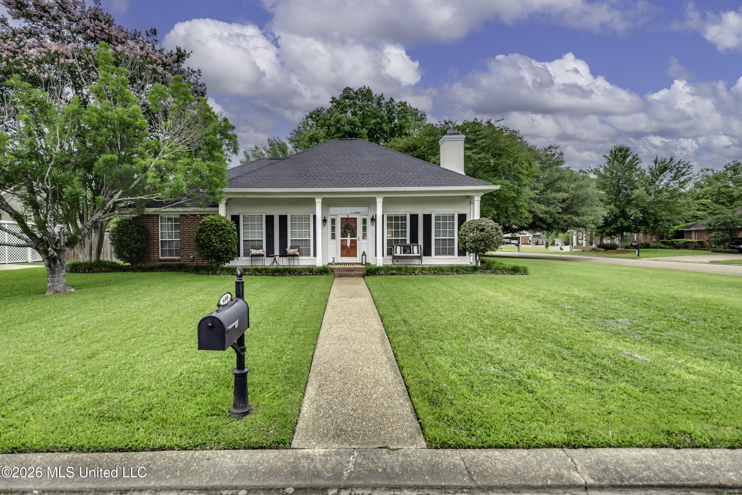 690 Olympic Drive Flowood, MS 39232 - Photo 2 of 54 690 Olympic Dr--58