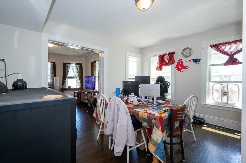 192 Vernon Street Worcester, MA 01607 - Photo 7 of 38