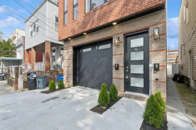 $1,649,000 | 220 Freeman Avenue, Jersey City, NJ 07306