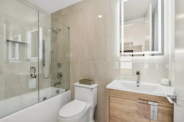 $1,649,000 | 220 Freeman Avenue, Jersey City, NJ 07306