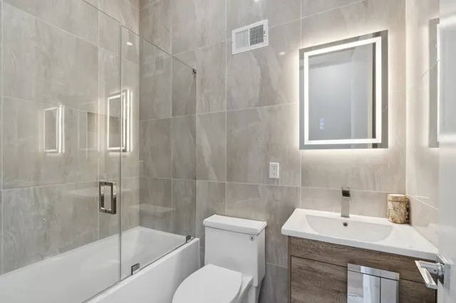 $1,649,000 | 220 Freeman Avenue, Jersey City, NJ 07306