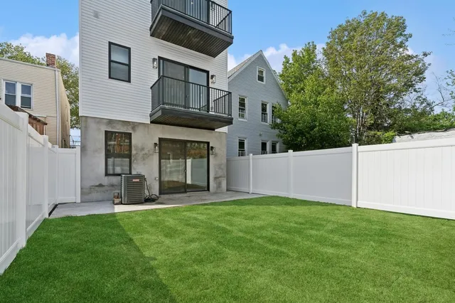 $1,649,000 | 220 Freeman Avenue, Jersey City, NJ 07306
