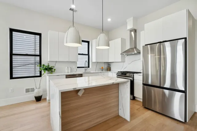$1,649,000 | 220 Freeman Avenue, Jersey City, NJ 07306