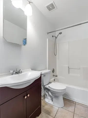 $2,500 | 15959 Sandalwood Creek Drive, Wildwood, MO 63011