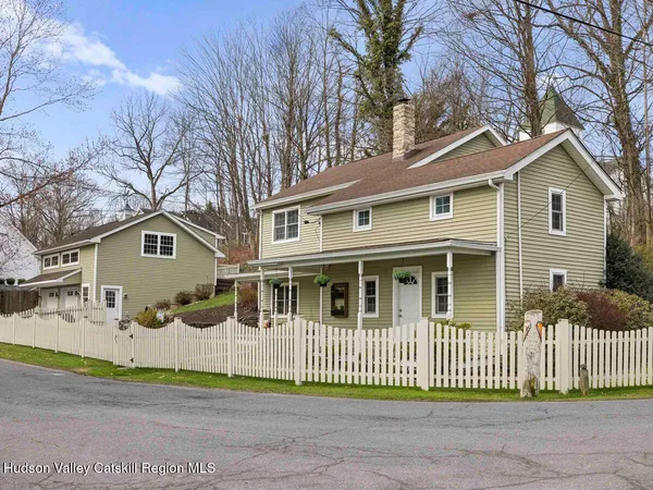 $565,000 | 73 Sands Avenue, Milton, NY 12547