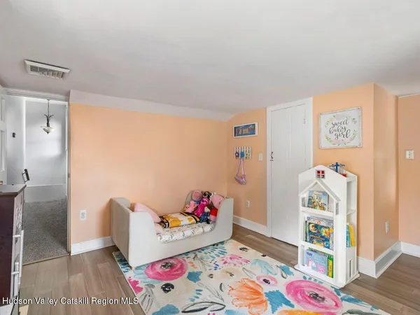$565,000 | 73 Sands Avenue, Milton, NY 12547