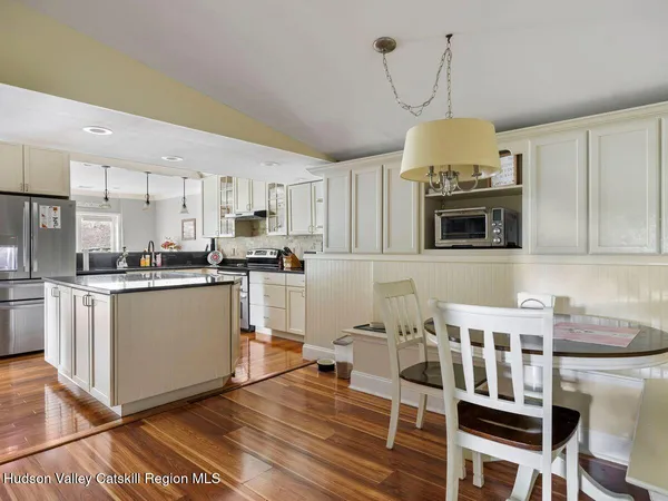 $565,000 | 73 Sands Avenue, Milton, NY 12547