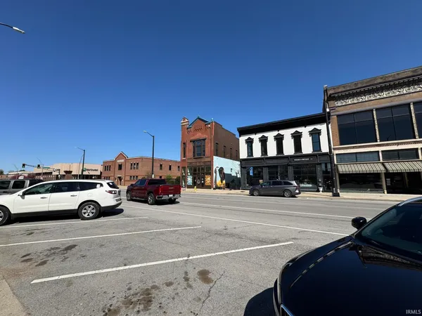 $525,000 | 123 East 3rd Street, Marion, IN 46952