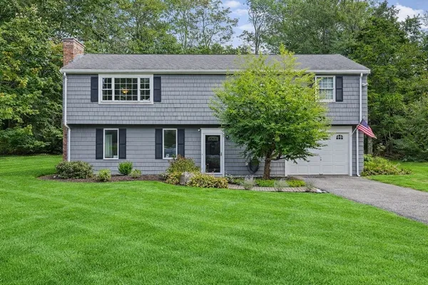 $799,900 | 130 Winslow Cemetery Road, Marshfield, MA 02050