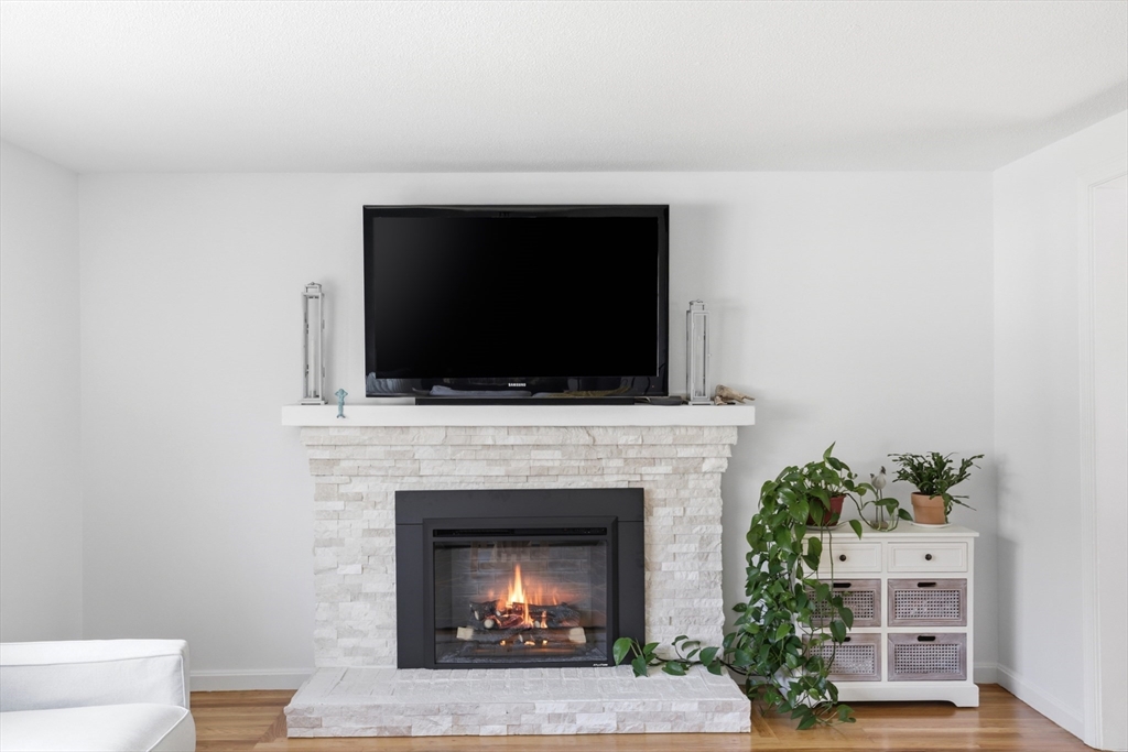 130 Winslow Cemetery Road Marshfield, MA 02050 - Photo 9 of 22