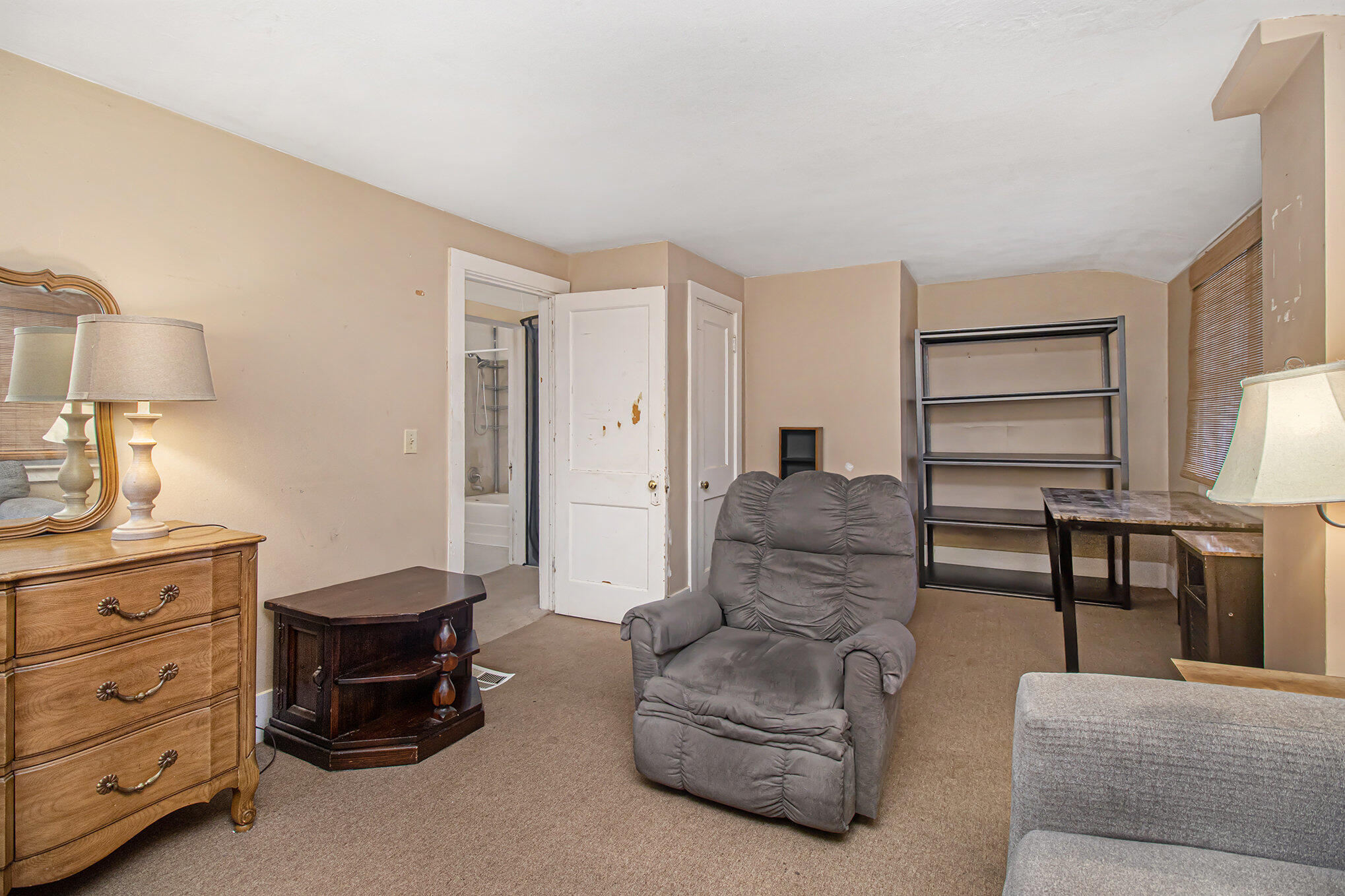 1117 Conant Street Kalamazoo, MI 49007 - Photo 16 of 19 005_file_469