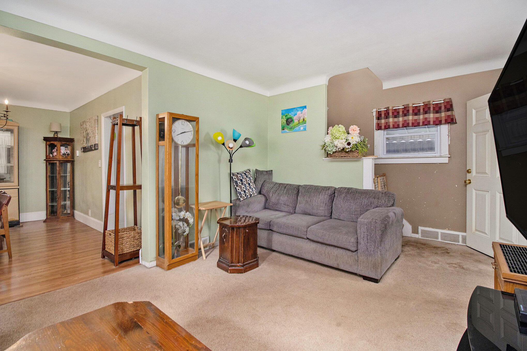 1117 Conant Street Kalamazoo, MI 49007 - Photo 4 of 19 004_file_179