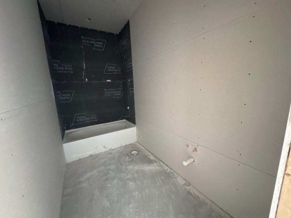 154 Snowy Owl Trail Rhome, TX 76078 - Photo 6 of 13 a view of entryway