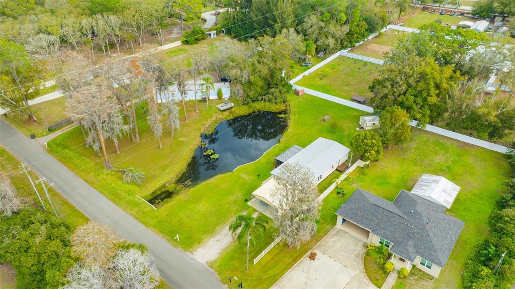 15615 Willowdale Road Tampa, FL 33625 - Photo 38 of 39 an aerial view of a swimming pool