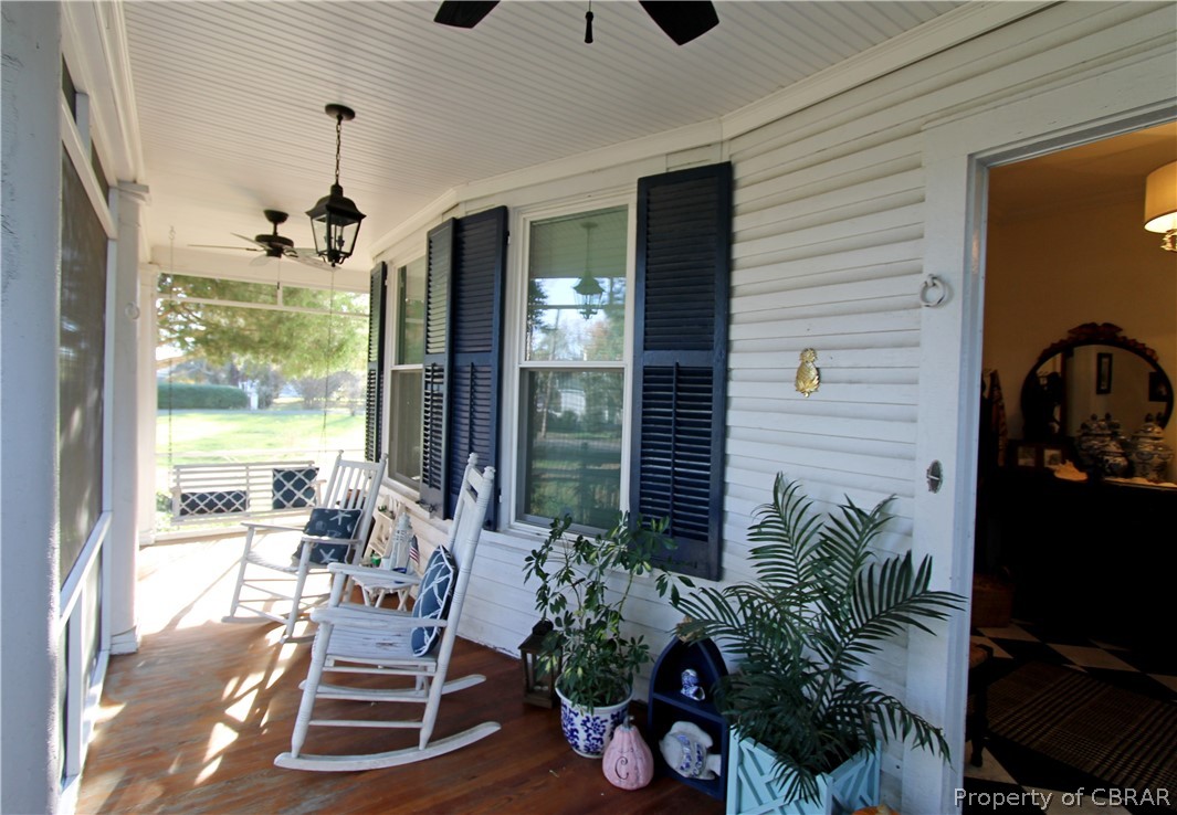 242 Steamboat Road Irvington, VA 22480 - Photo 9 of 33 Gallery Image 9