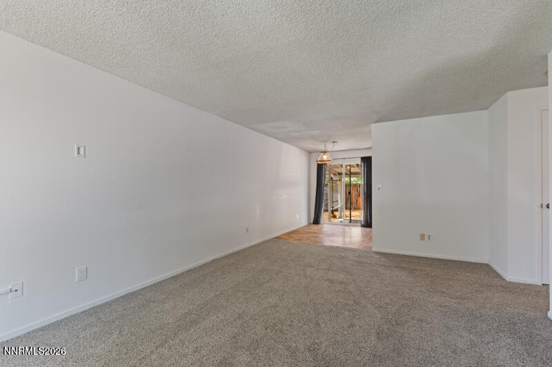 4055 Parque Verde Lane Reno, NV 89502 - Photo 3 of 20 4055 Parque Verde Lane (3 of 20)
