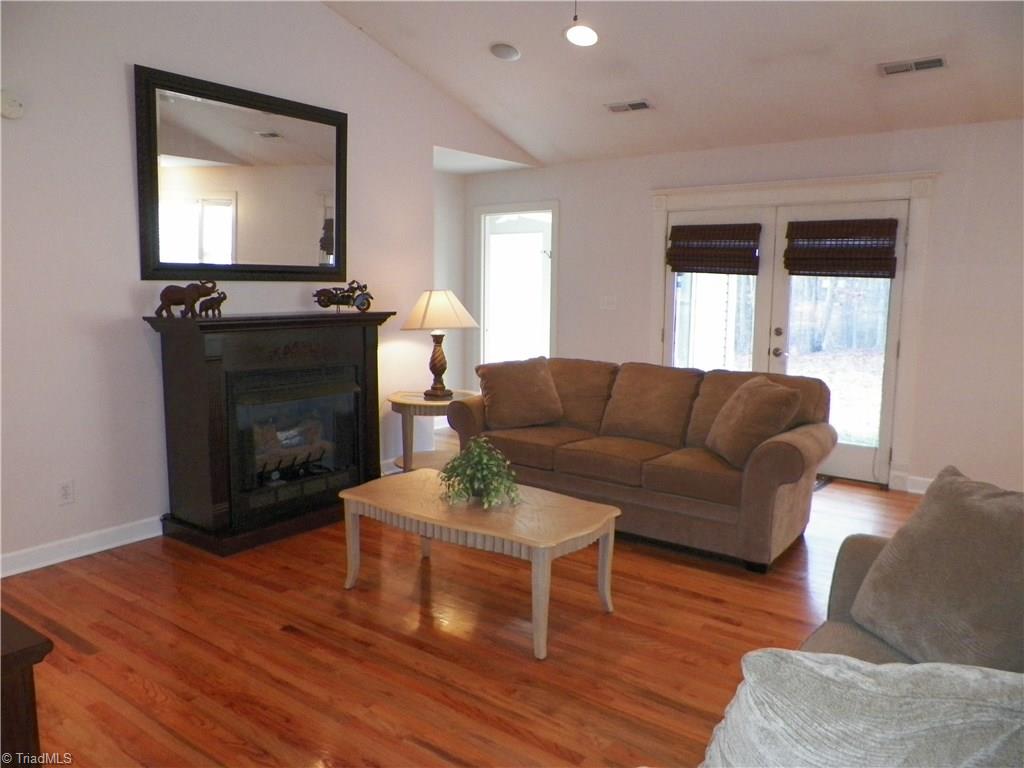 3590 Simerson Road Linwood, NC 27299 - Photo 4 of 28 Great Room