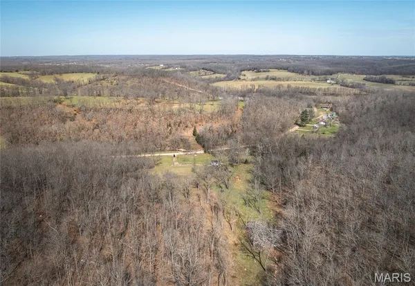 $209,900 | 13472 Pecan Drive, Lebanon, MO 65536