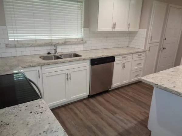 $1,850 | 102 Marabou Place, The Woodlands, TX 77380