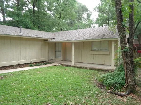 $1,850 | 102 Marabou Place, The Woodlands, TX 77380