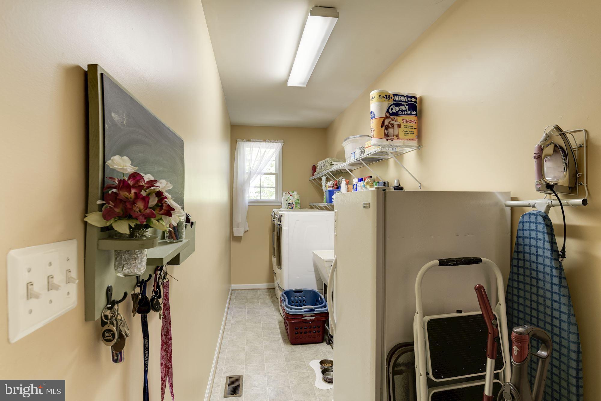 6609 St Pauls Road King George, VA 22485 - Photo 29 of 30 Interior (General) Awesome Mud Room