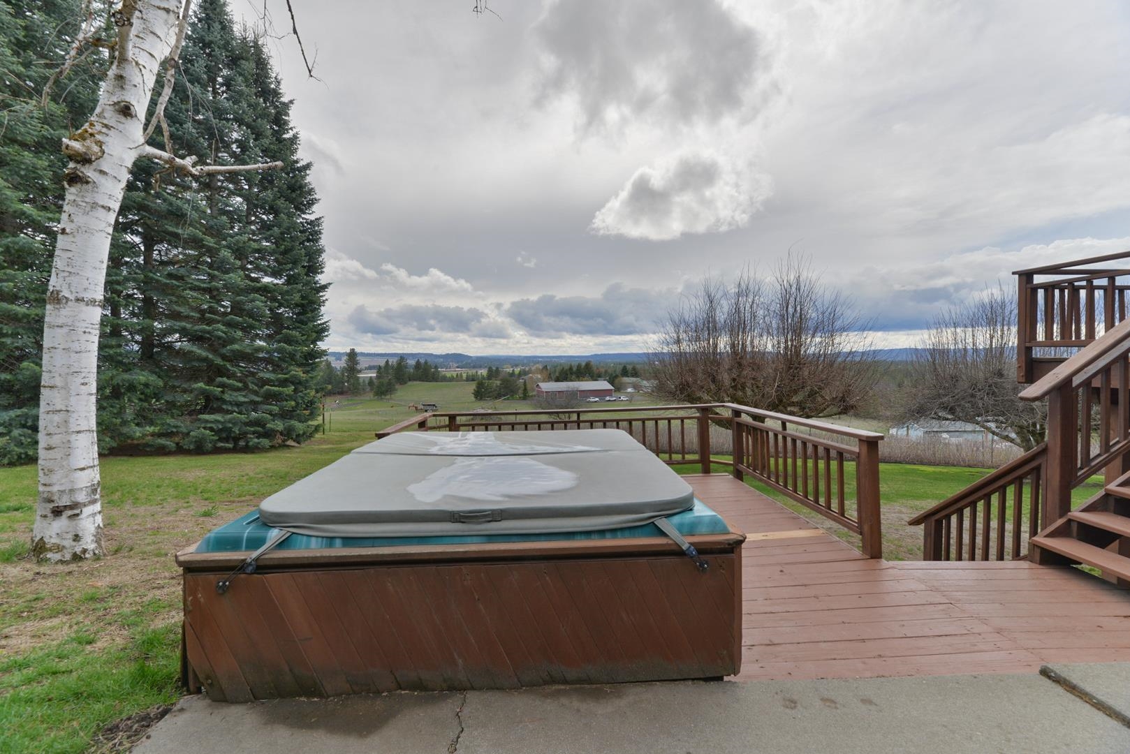 16408 North Greenbluff Road Colbert, WA 99005 - Photo 28 of 47