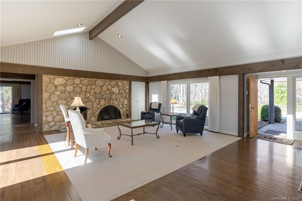 2540 Skyuka Road Tryon, NC 28782 - Photo 3 of 37 Gallery Image 3