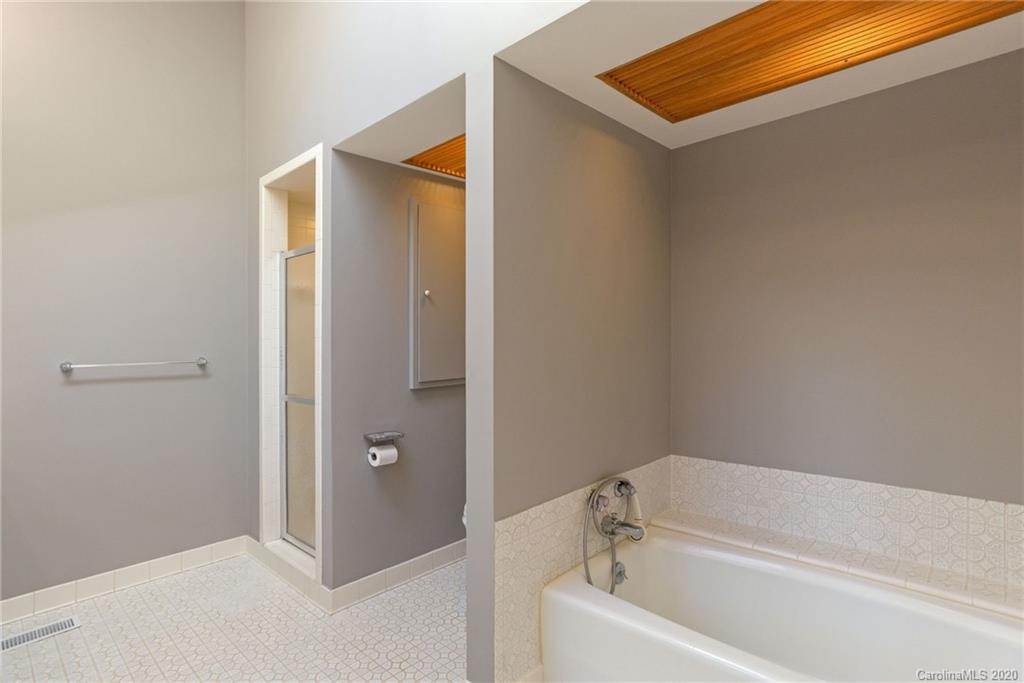 2540 Skyuka Road Tryon, NC 28782 - Photo 26 of 37 Gallery Image 26